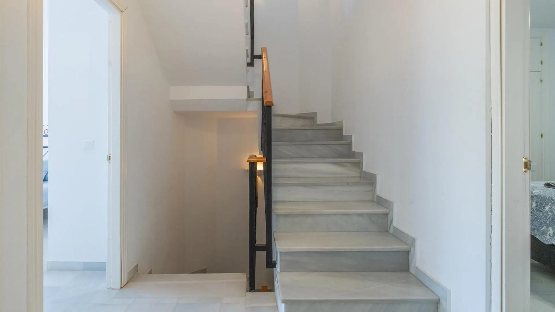 Aljamar 24 Comfortable House Near Burriana Beach Nerja