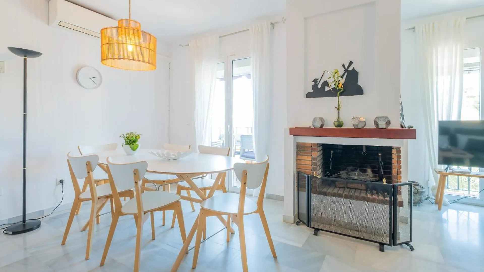 Aljamar 24 Comfortable House Near Burriana Beach Nerja 0*,